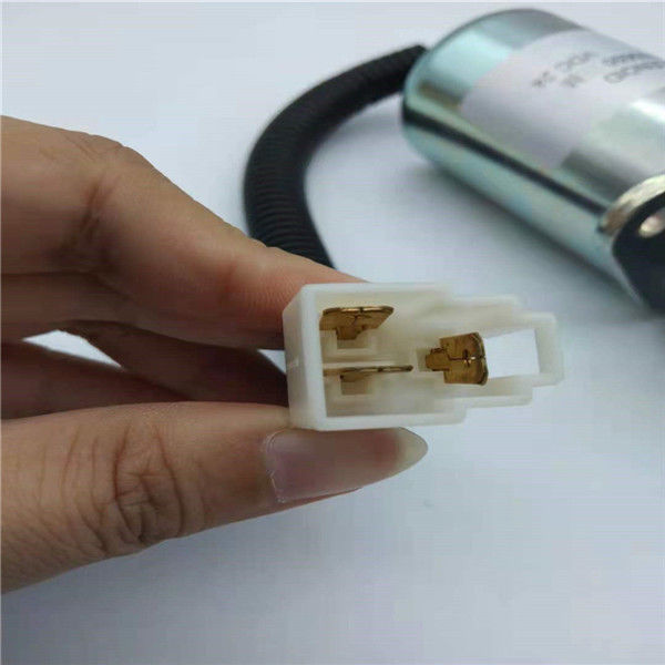 3935650 कमिंस 6CT खुदाई इंजन भागों के लिए त्रिकोणीय प्लग स्टॉप सोलनॉइड वाल्व फ़िट:
