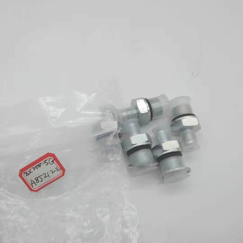 ZX110-3 ZX120-3 ZX130-3 ZX110M-3 ZX130K-3 खुदाई करने वाले भागों के लिए A852122 एडेप्टर फिटिंग