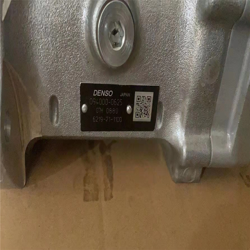 6219-71-1100 डीजल ईंधन इंजेक्शन पंप परख PC2000-8 WA800 WA900 SAA12V140E 6219711100
